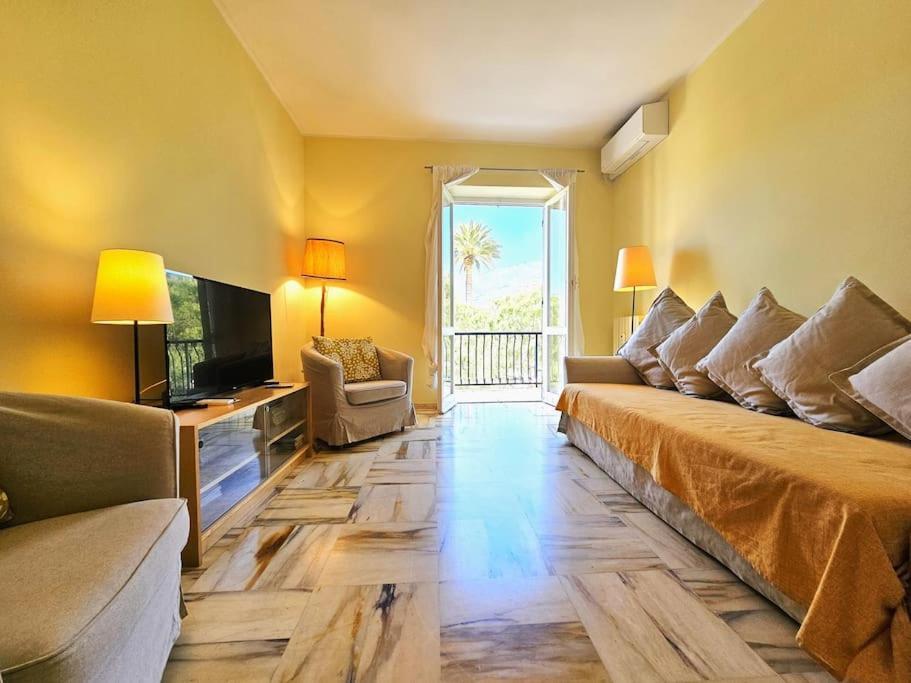 View Balcony On The Sea